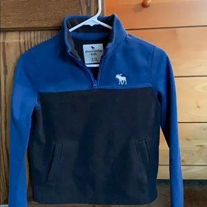 Boys 3/4 zip, fleece sweatshirt